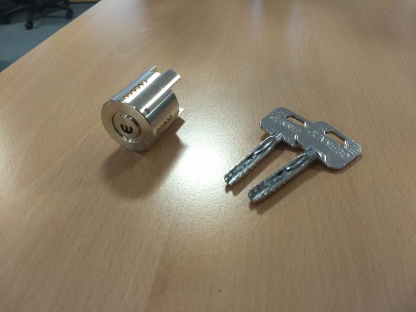 ROSENGREN SILVER 141-0104 DEPOSIT LOCK ( L91 )